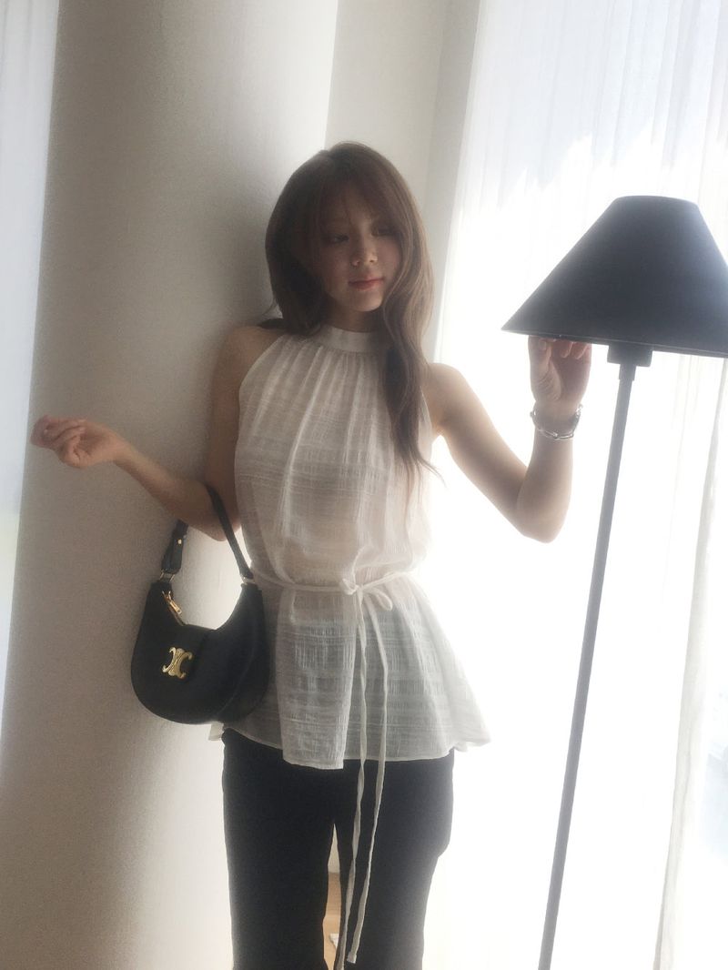 Remember halter blouse