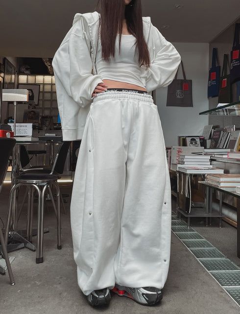 ULAN（ユレン）の「Bata Side Snap Balloon Training Pants（Pants）」