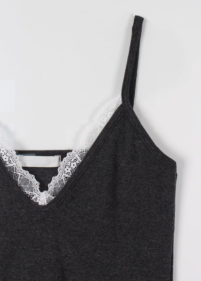 SLIP LACE SLEEVELESS