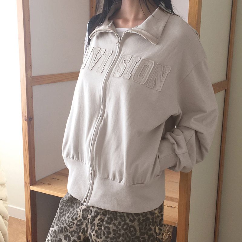 WONDER WONDER(ワンダーワンダー)の「Vigent Lettering Patch Track Two Way Sweat Zip-Up(Tops)」