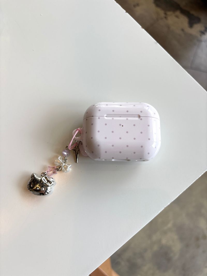 petal dot airpods case