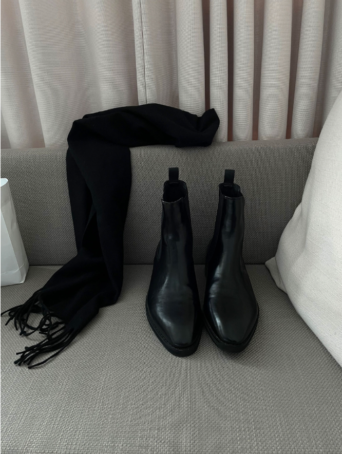 Athens Chelsea boots