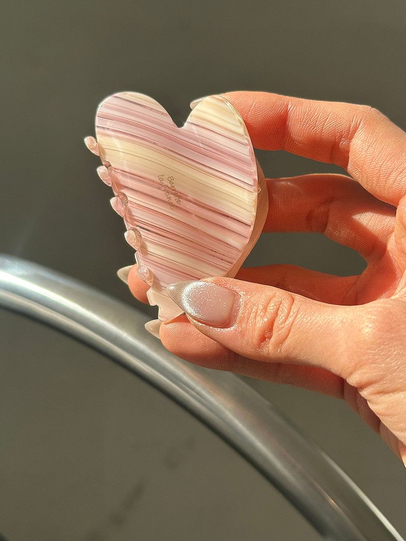 Heart stripe hair clip