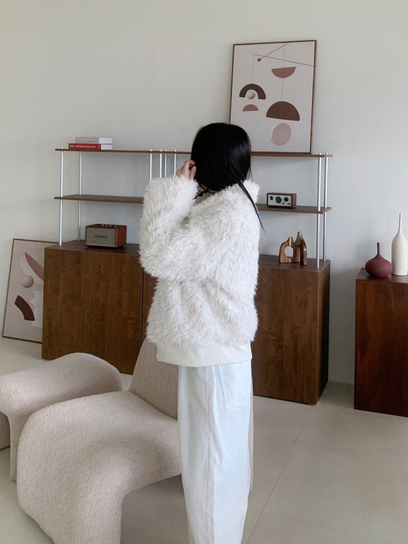 Luv Snowy Collar Fur Zip-Up Jacket