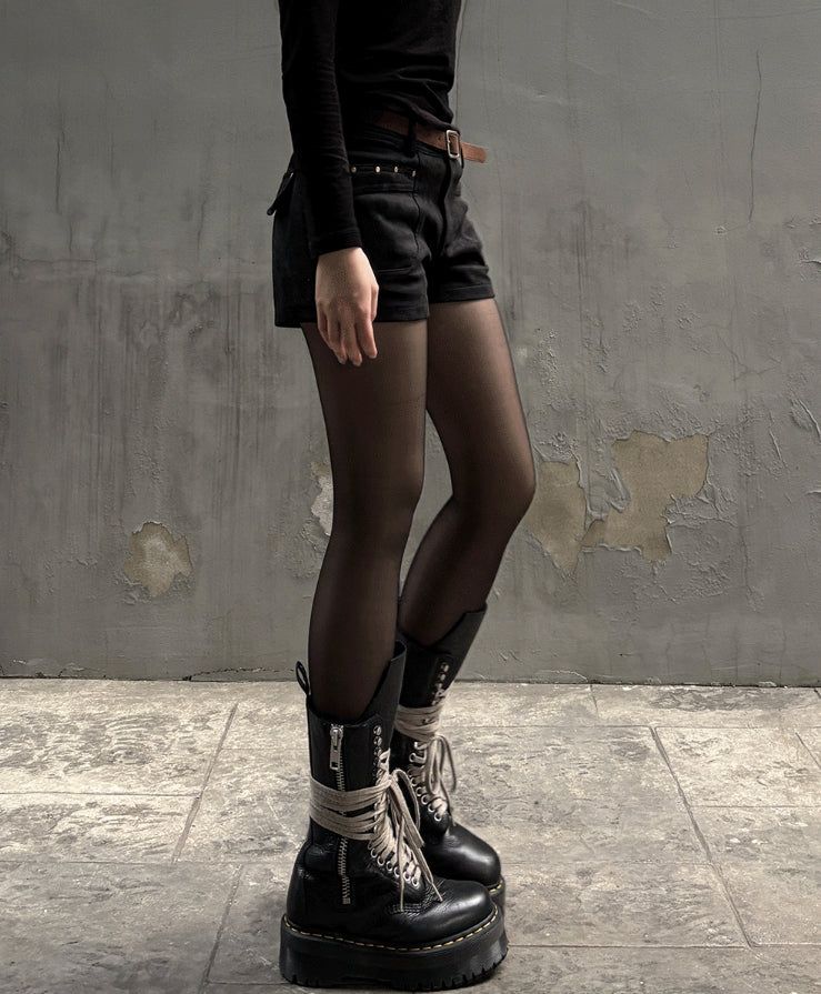 [Belt set] Rivet Suede Shorts