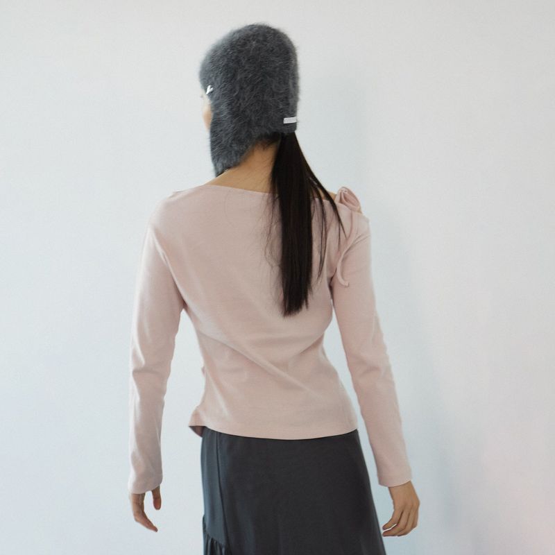 Off shoulder long sleeves_pink