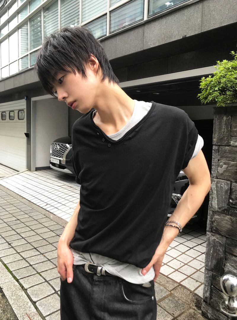 COSYHARU（コシハル）の「Washed Henley Tee（Tops）」