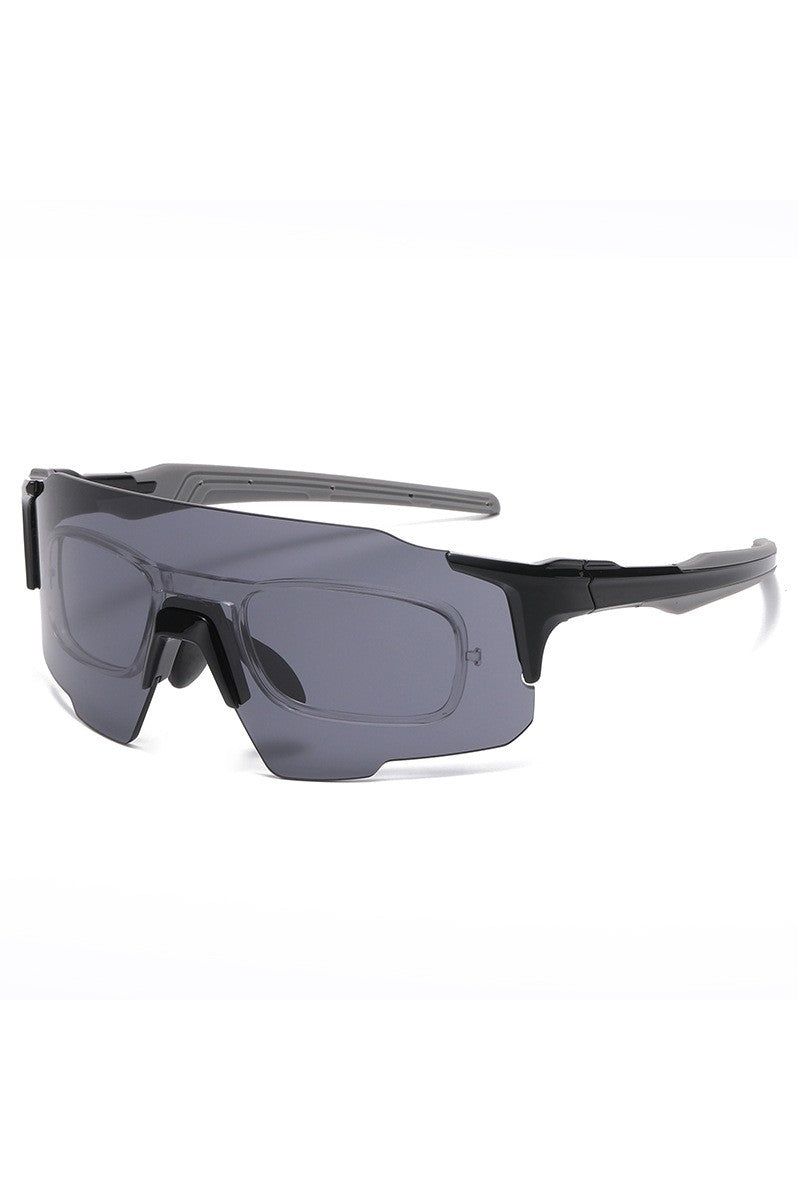 CZ Basicsの「UV Protection Sport Sunglasses(Fashion Accessories)」