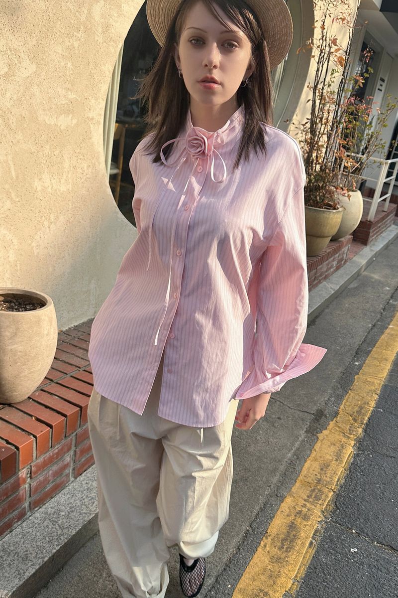 BROOCH STRIPE SHIRT_PINK