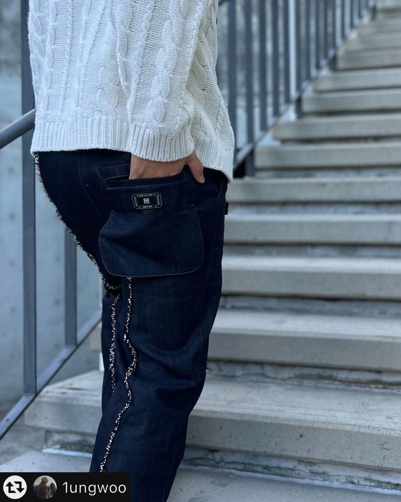 ZODIAC DETAIL DENIM PANTS
