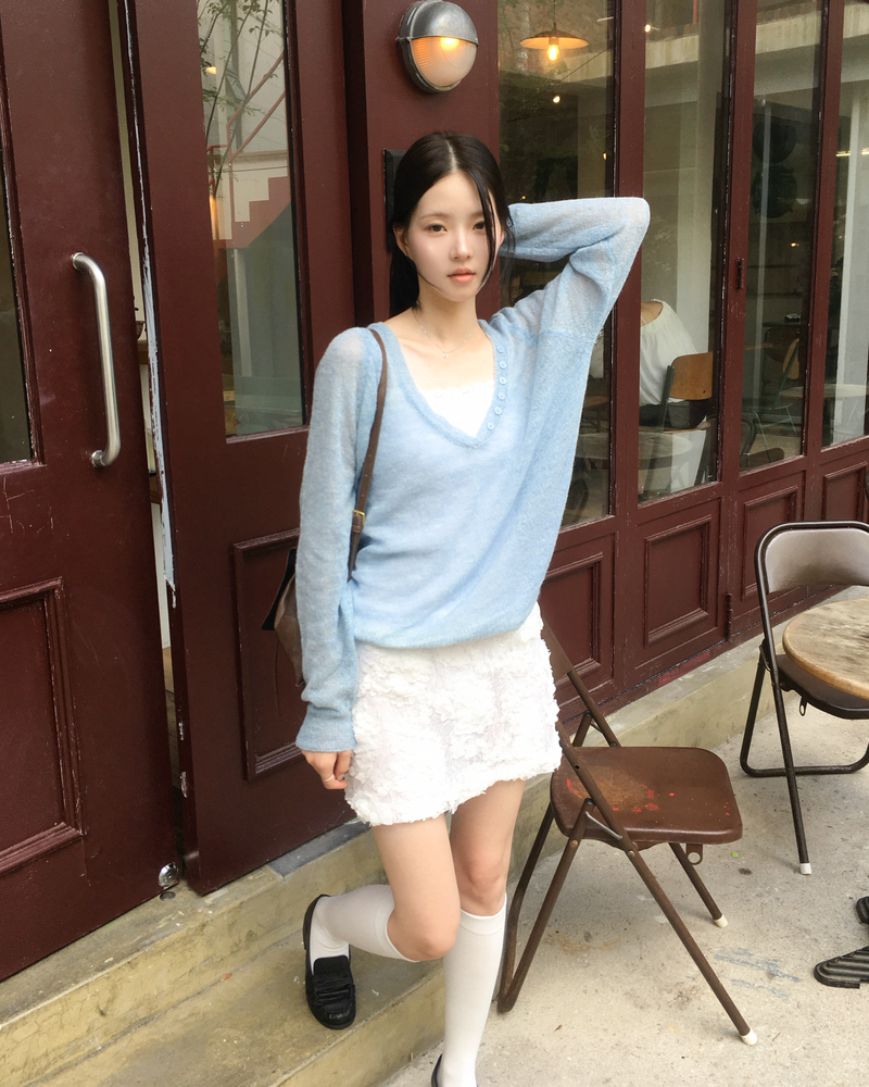 Mohair button V neck knit