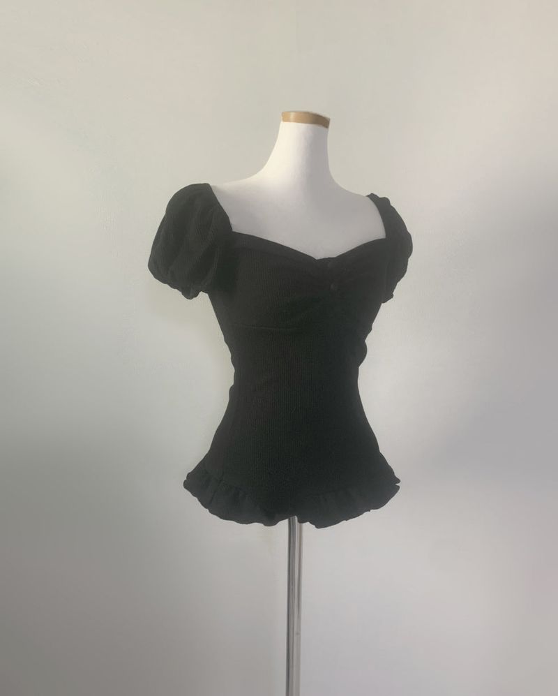 Rudica Puff Frill Top (black)