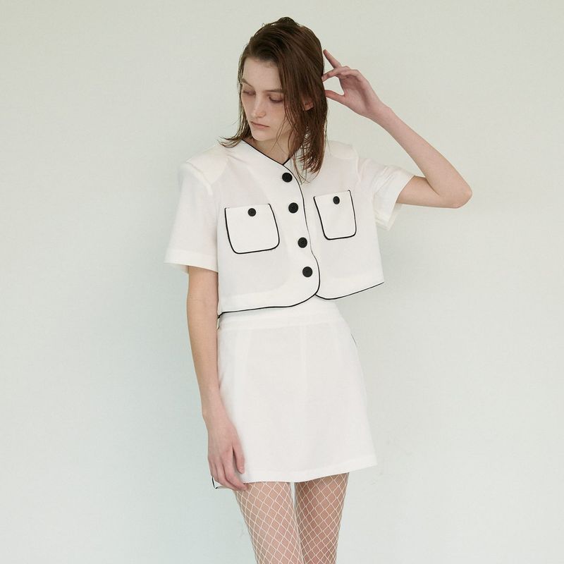 LINE MINI SKIRT, WHITE
