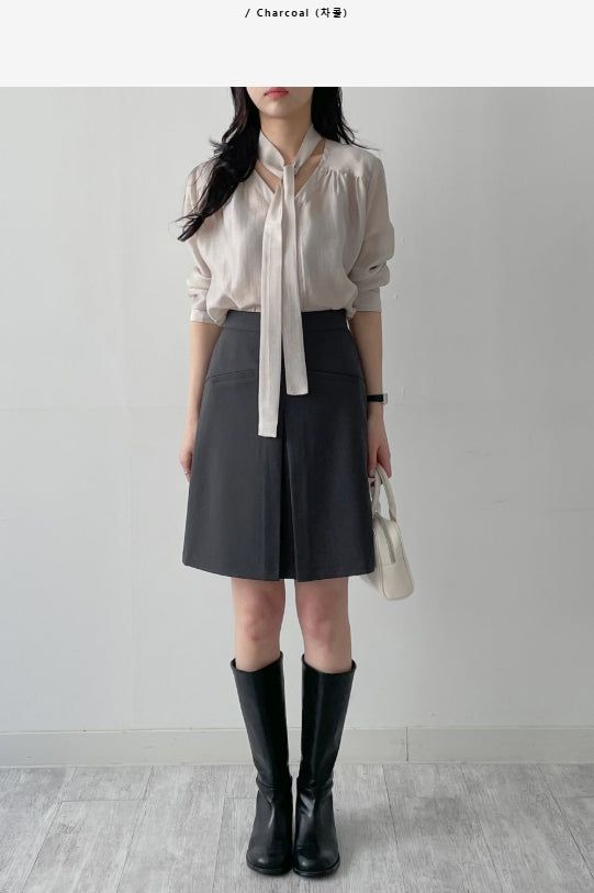 Kino Pleated Midi A-line Skirt