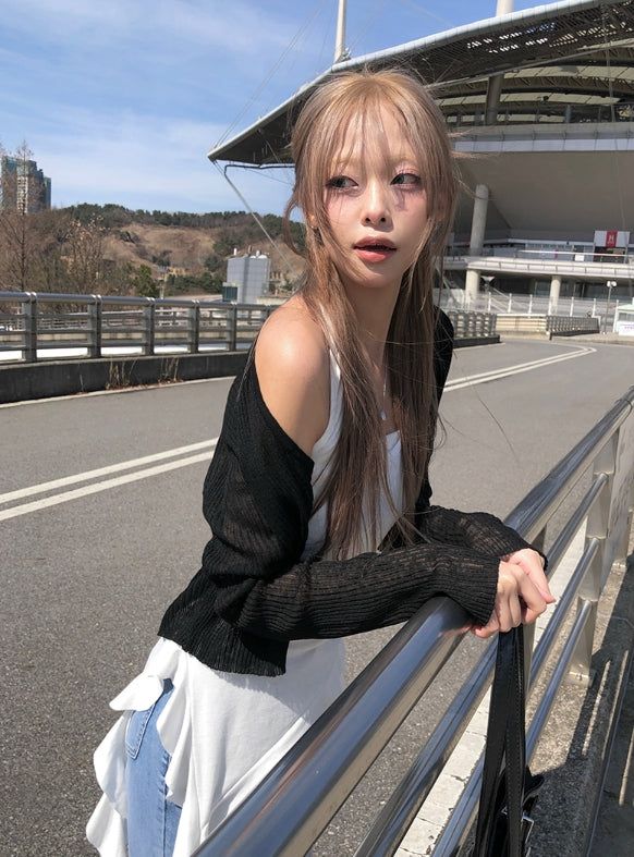 Myou V-neck See-through Button Cardigan