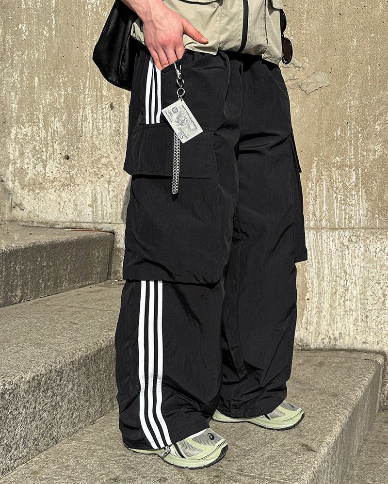 Line Nylon Track Cargo Pants - Black