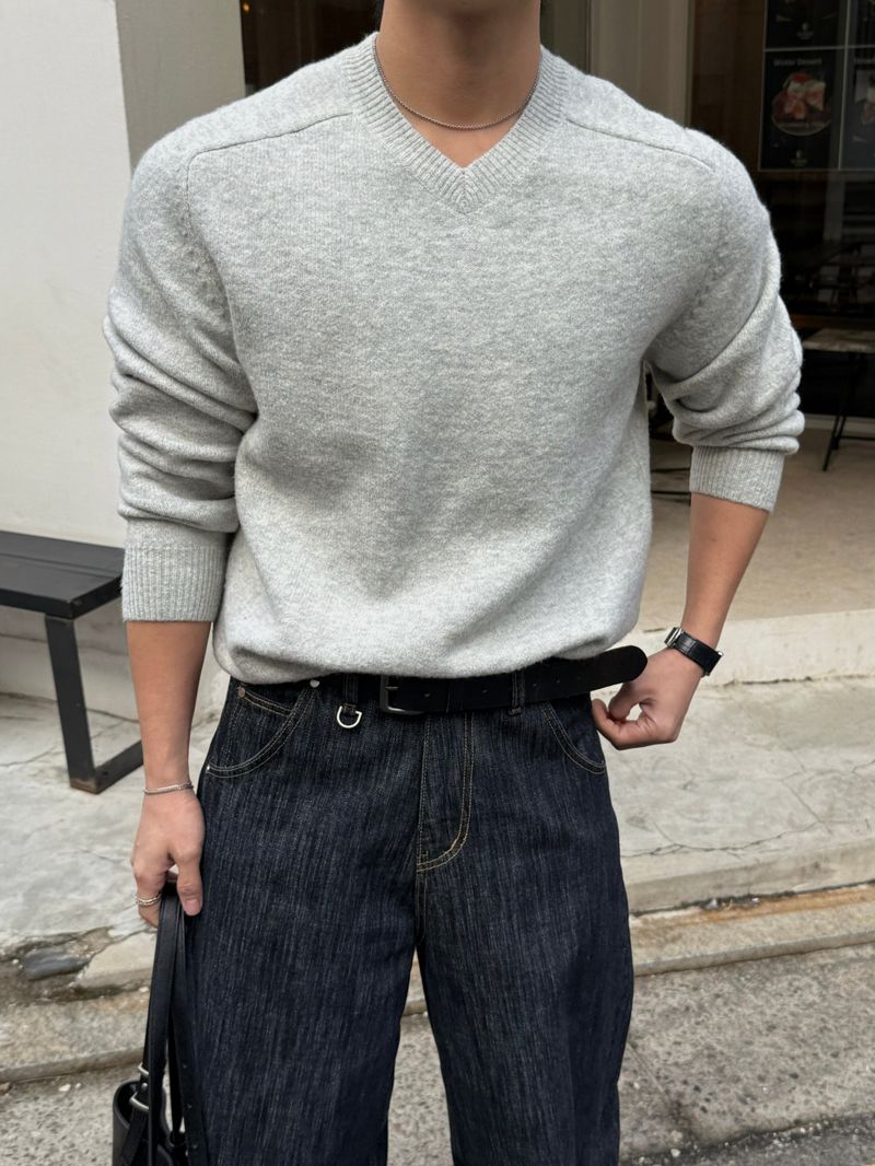Settle line v-neck knitwear