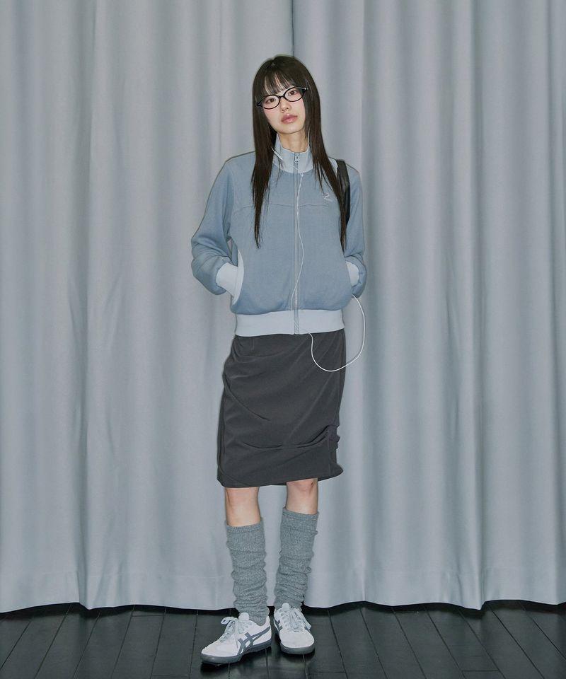 Sporty Waffle Round Pocket Zip-Up - DUSTY BLUE