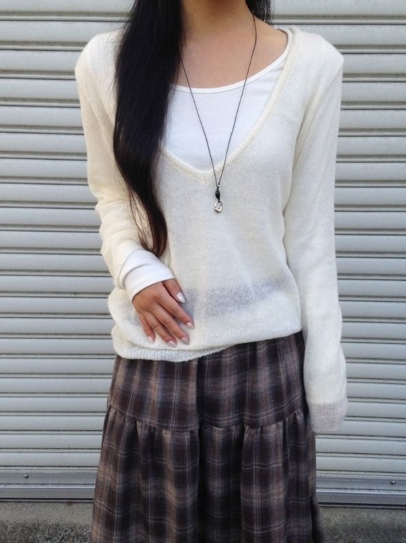 Oshi Mohair Loose-Fit Deep V-Neck Knit