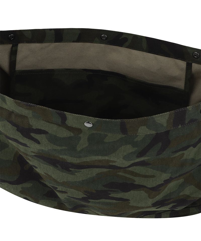 CAMO MAIL BAG