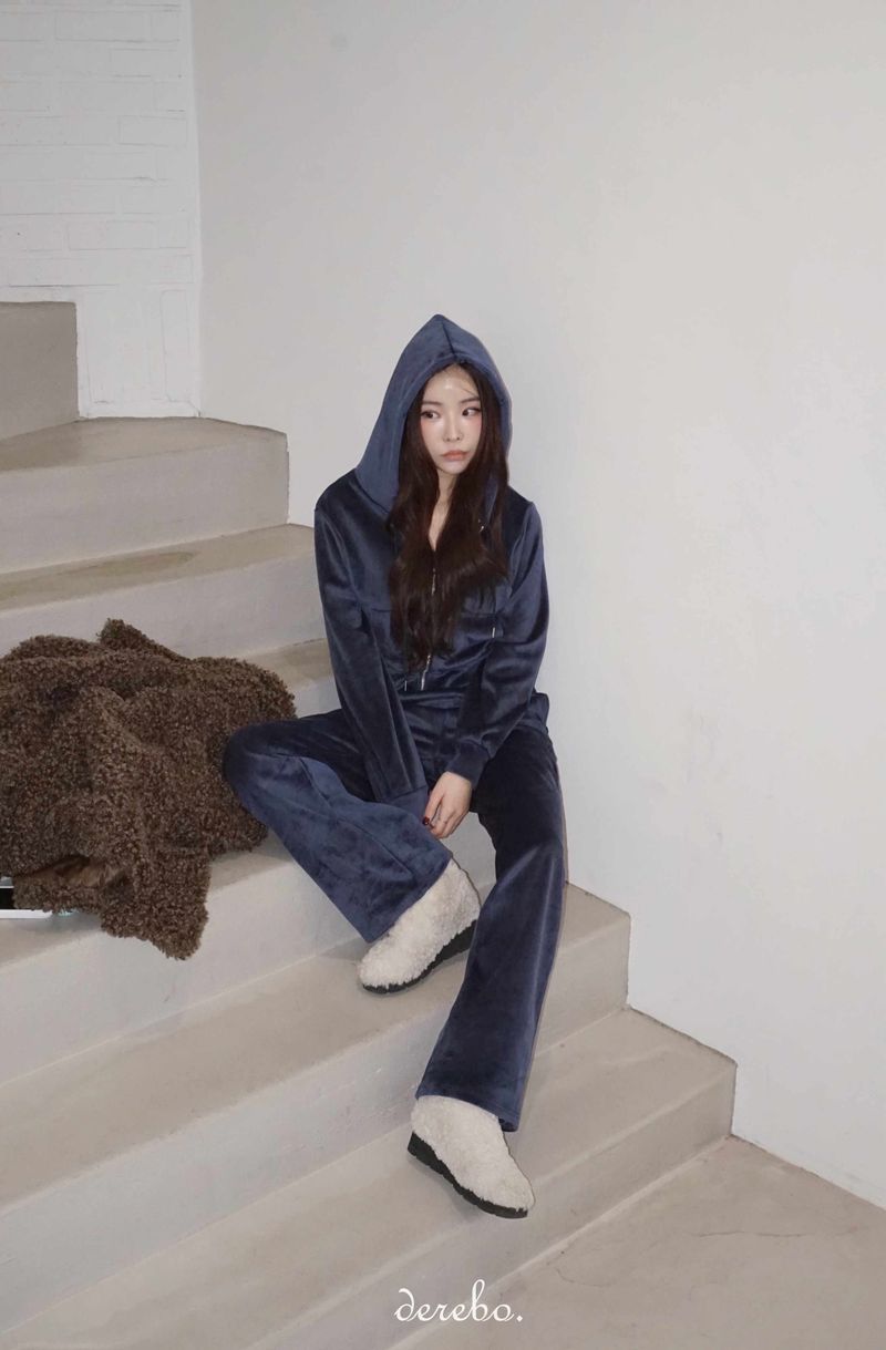Velvet Winter Hooded Training Set
