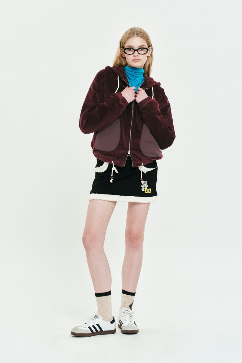 WITTY BUNNY NOMAD FUR MINI SKIRT [BLACK]
