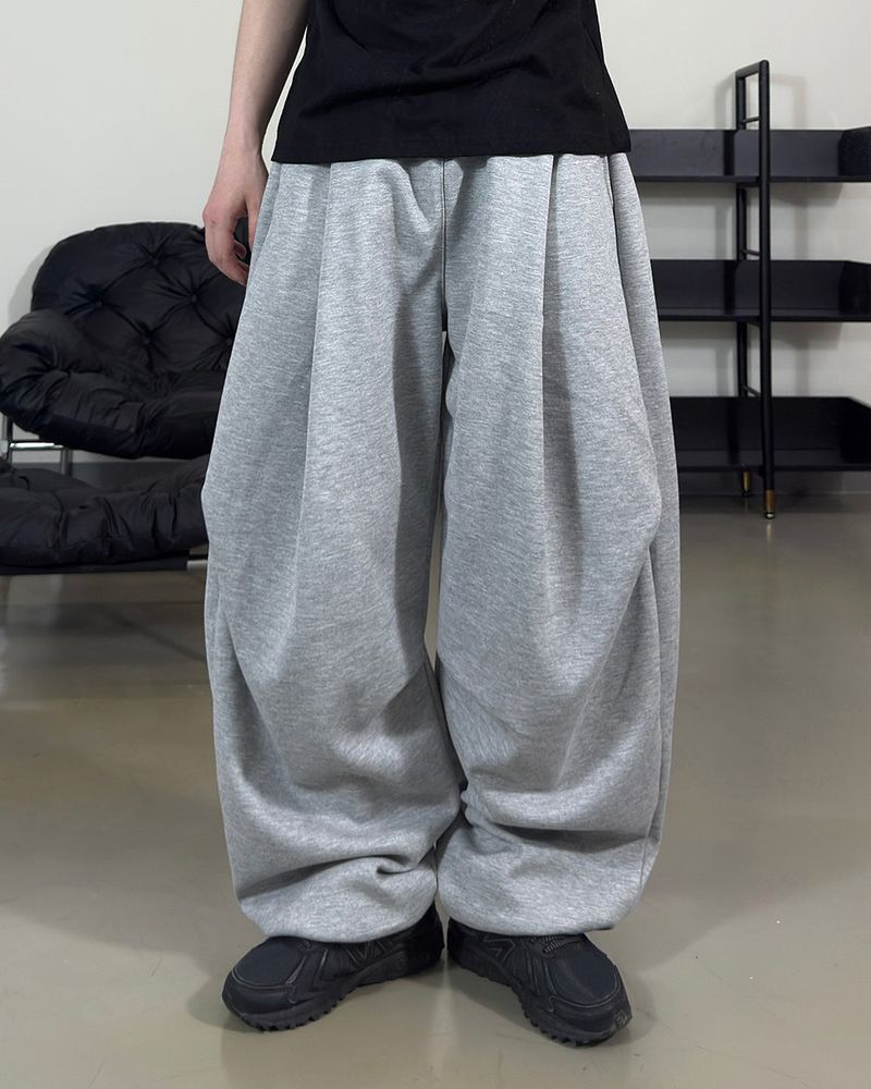 Roven Pintuck Curved Sweat Pants