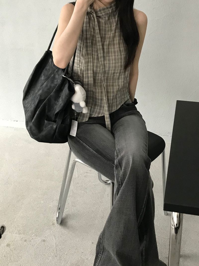 Check halter top (2 colors)