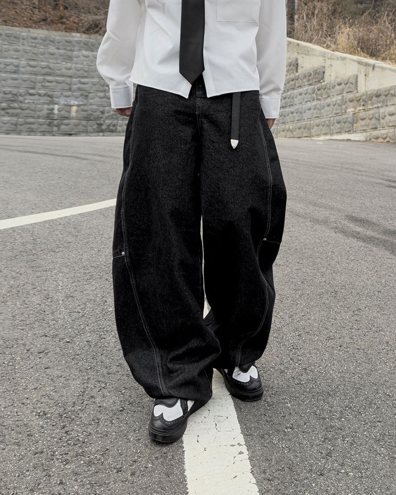 Aki Pin-Dart Non-Fade Denim