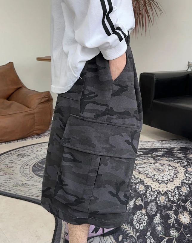 Pael Camo Cargo Bermuda Pants