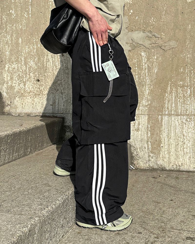 Line Nylon Track Cargo Pants - Black