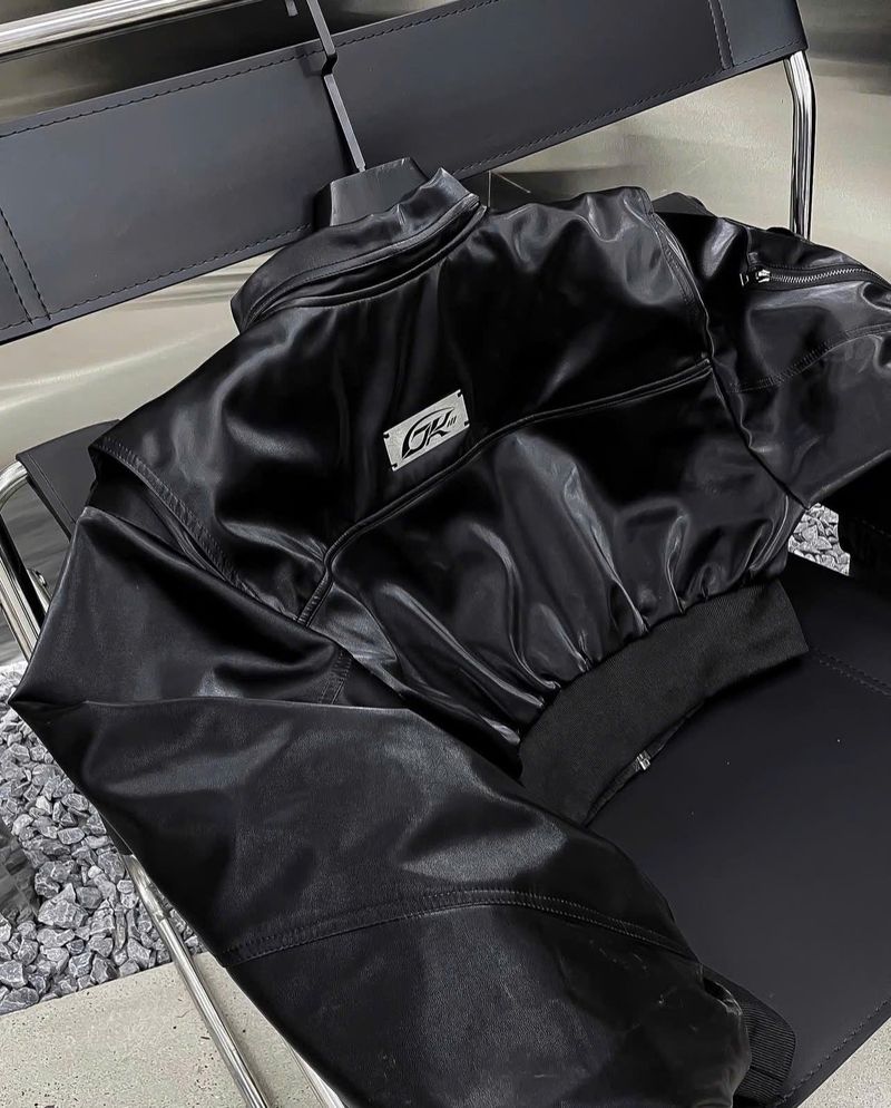LEATHER WATERSLIDE CROPPED BOMBER