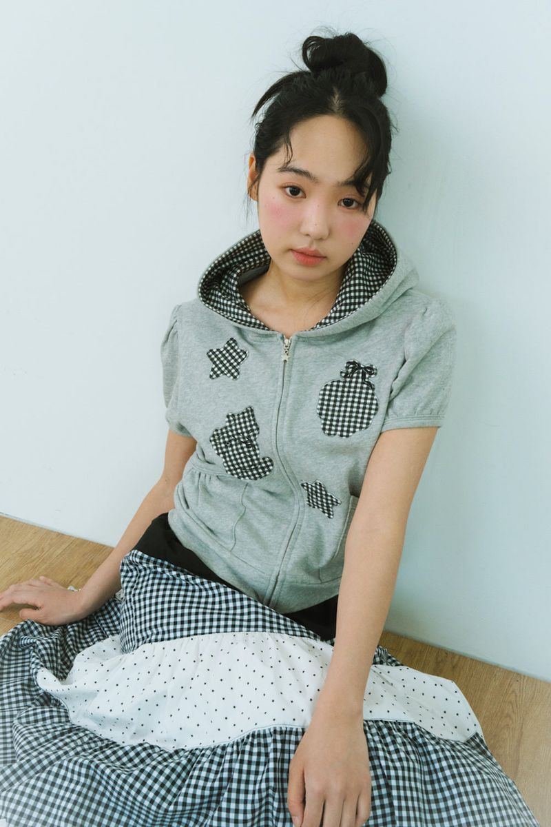 PURRING CHECK PATCH HOODIE 