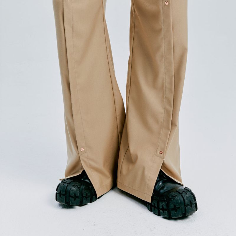 rivet wide flare banding slacks beige