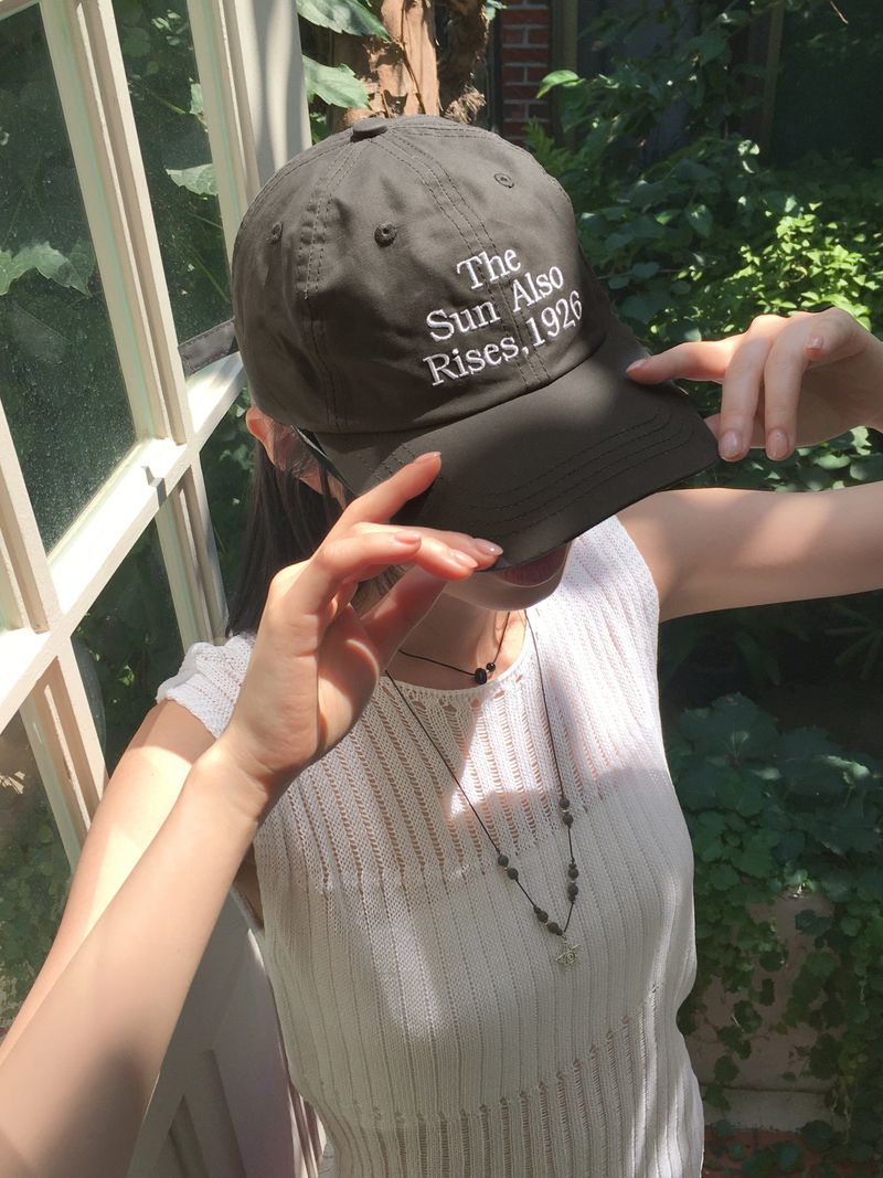 Also lettering embroidery cotton ball cap