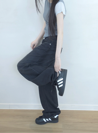 black wide pants