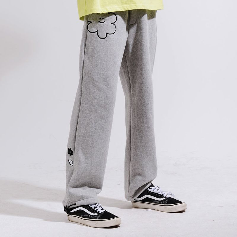 PIECEMAKER（ピースメーカー）の「[EZwithPIECE] DAISY SWEAT PANTS (4COLORS)（Pants）」