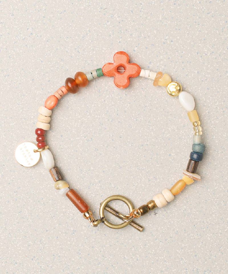 CLOVER SYMBOL-CARROT : ARCHIVE-003