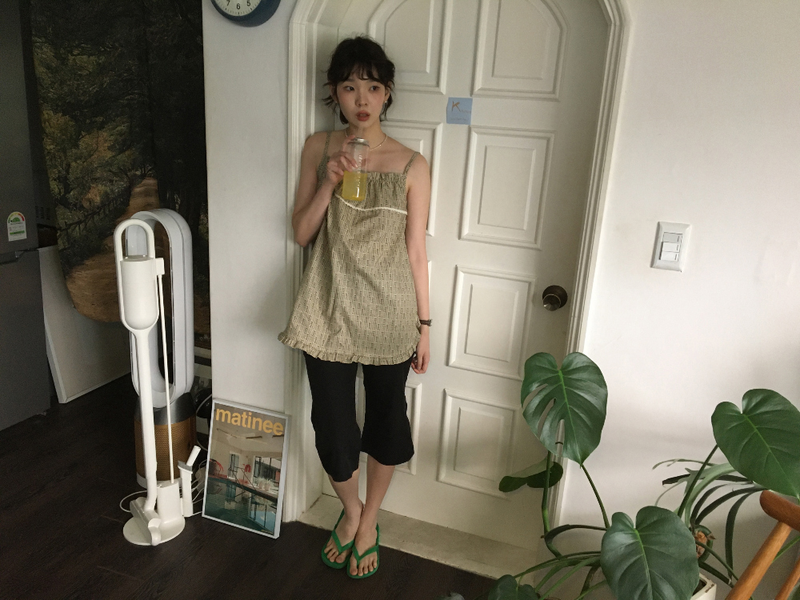 Linear Capri Pants (2color)