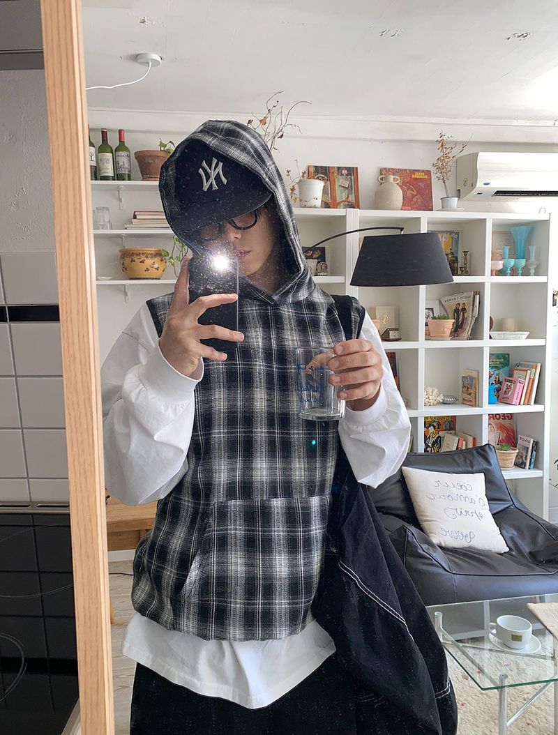 No.1263 D check hood VEST