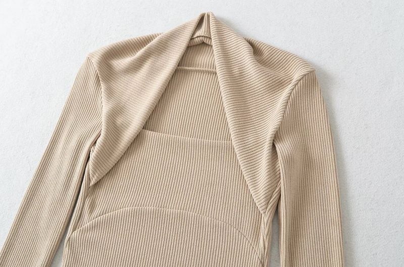 Nieve Sculpted Neckline Knit