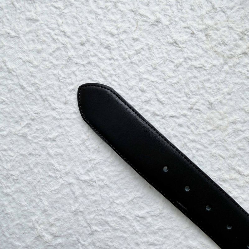 Obsidian Minimal Buckle Belt
