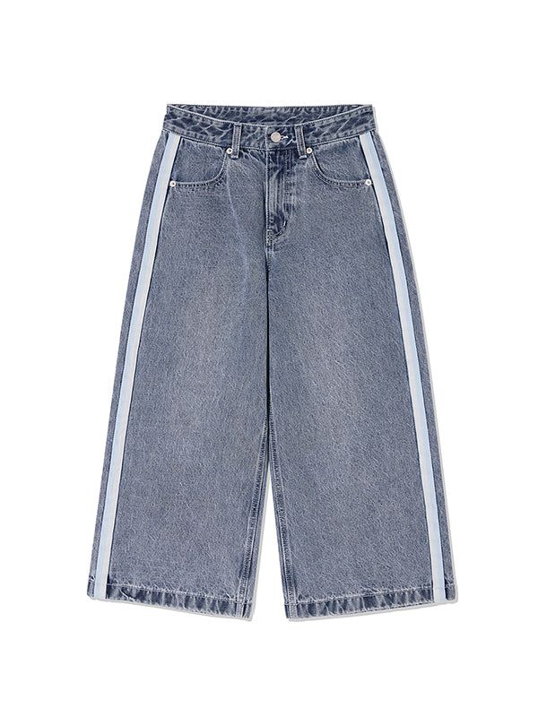 KIRSH（キルシー）の「LINE TAPE POINT WIDE-FIT LONG HALF DENIM PANTS [LIGHT BLUE]（Pants）」