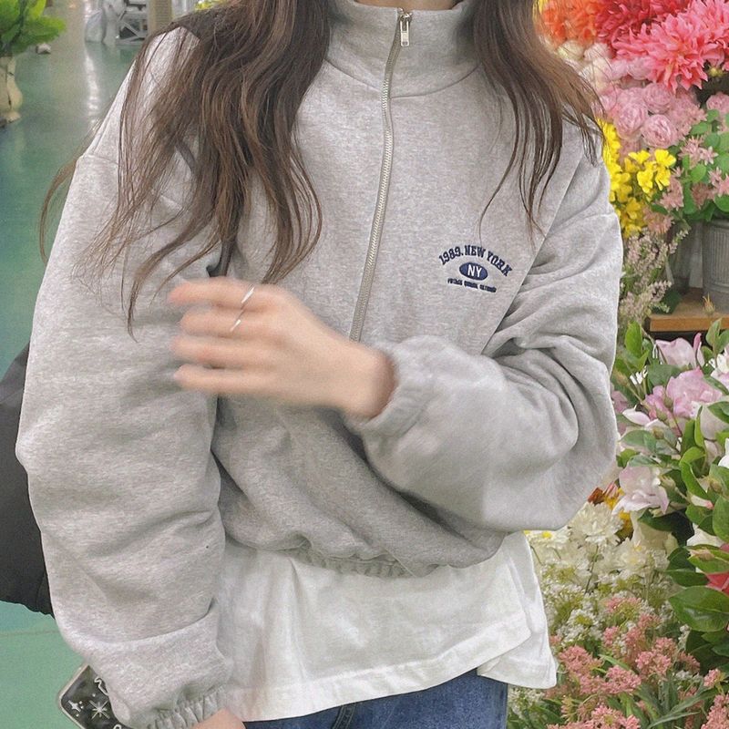 natural mind（ナチュラル マインド）の「Number Zip-Up Training T-Shirt（Tops）」