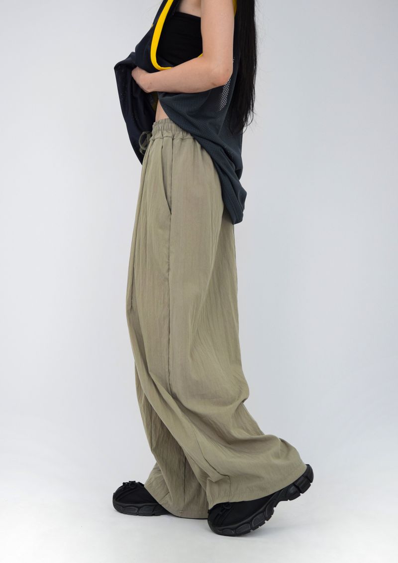 Light Wrinkle Pants