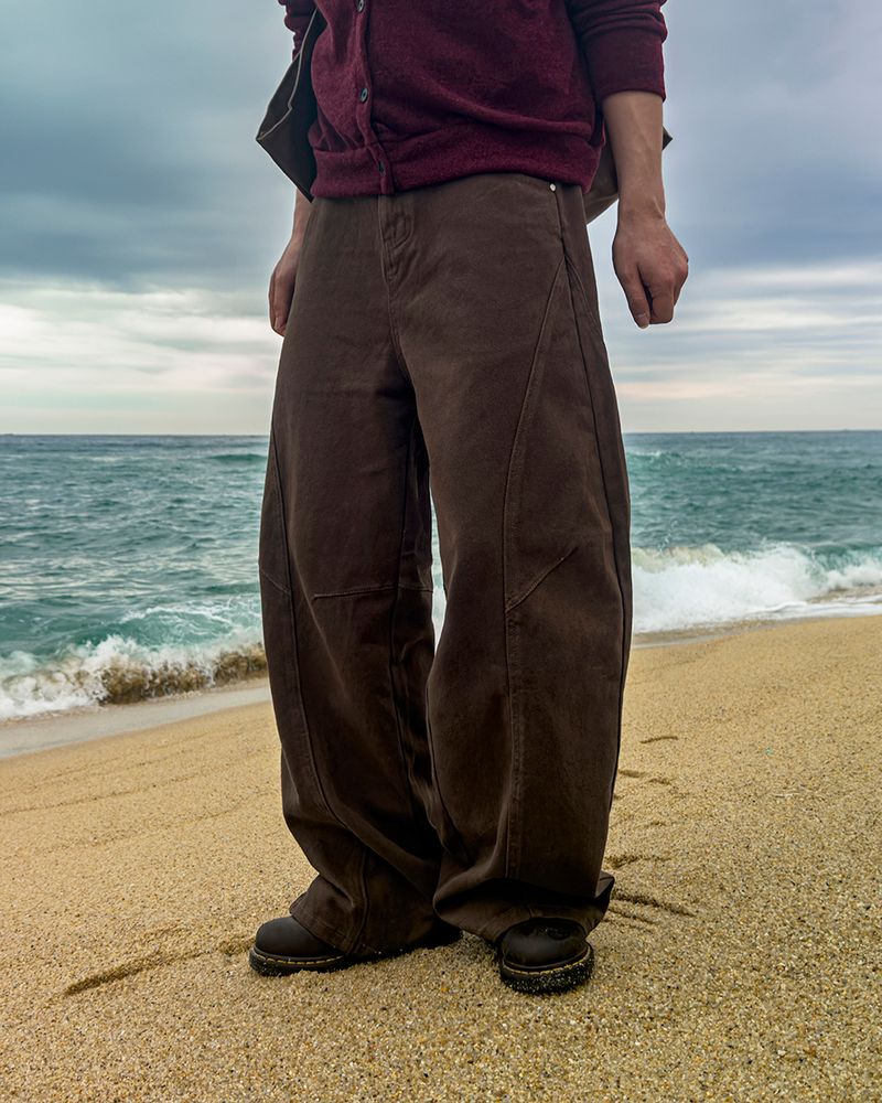 Orbit cut wide cotton pants