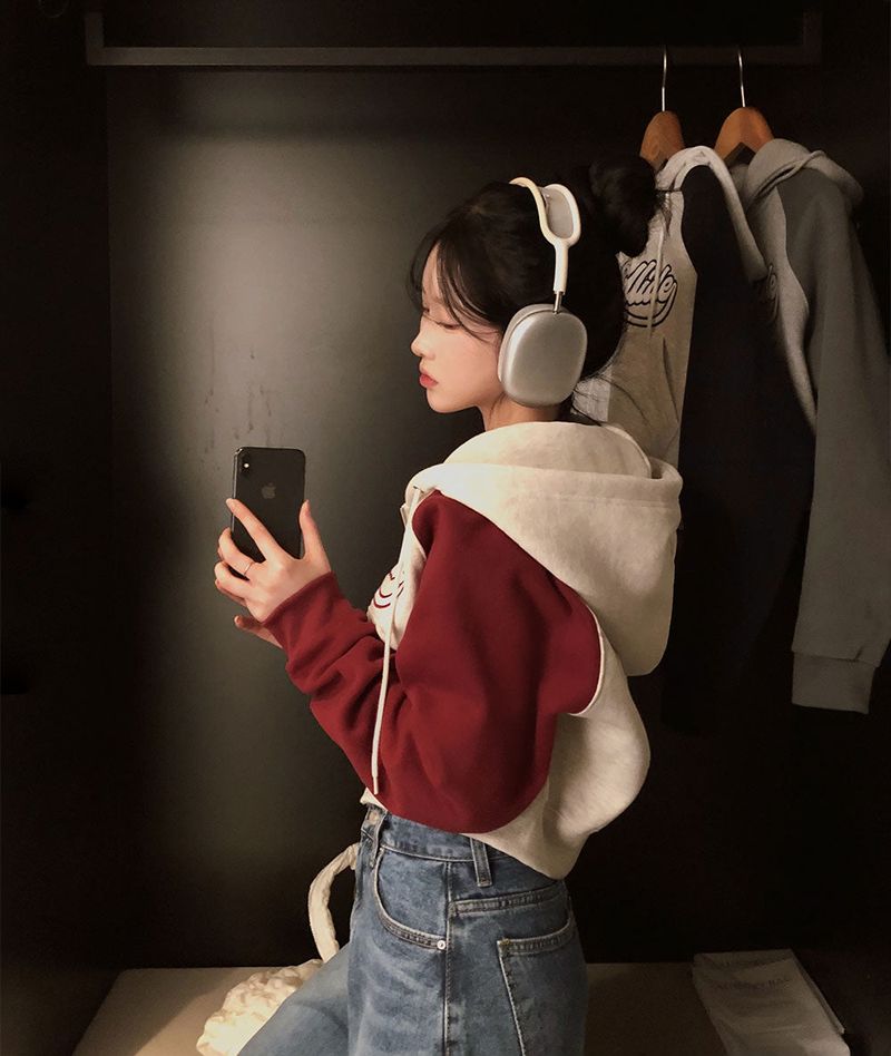 [BELLIDE MADE] Post Raglan Cropped Wool Zip-Up Hooded Zip-Up
