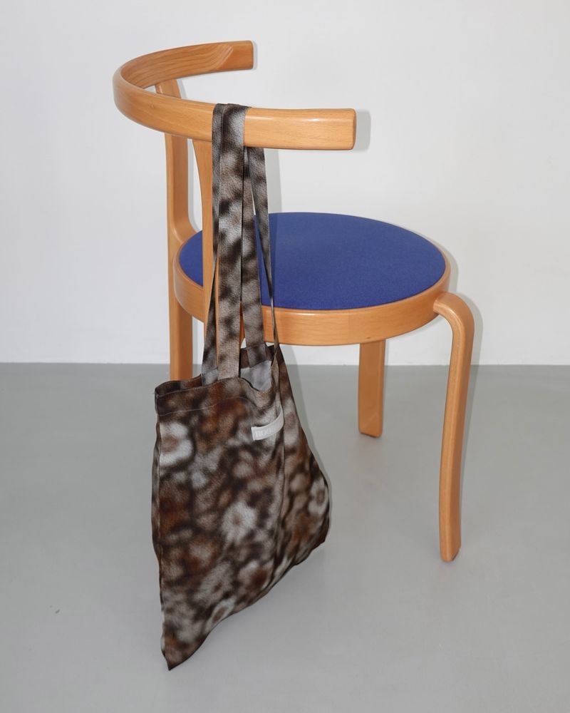 Flower print tote bag_brown