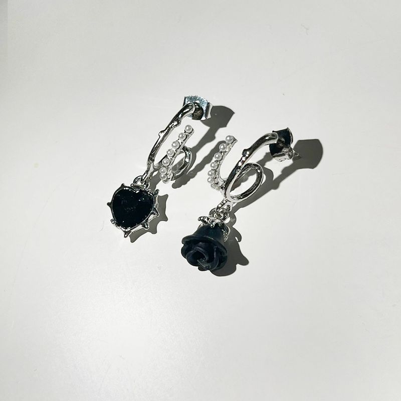 Black rose Earring