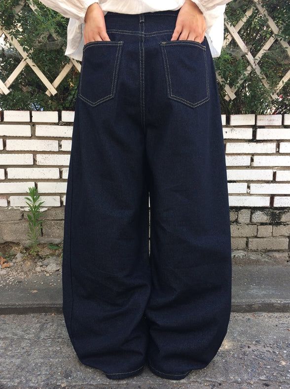 Cosn Side-Pintuck Raw Denim Wide Pants